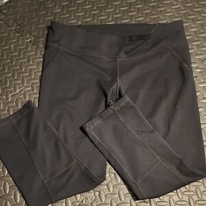 Under Armour Black Performance Leggings Size L